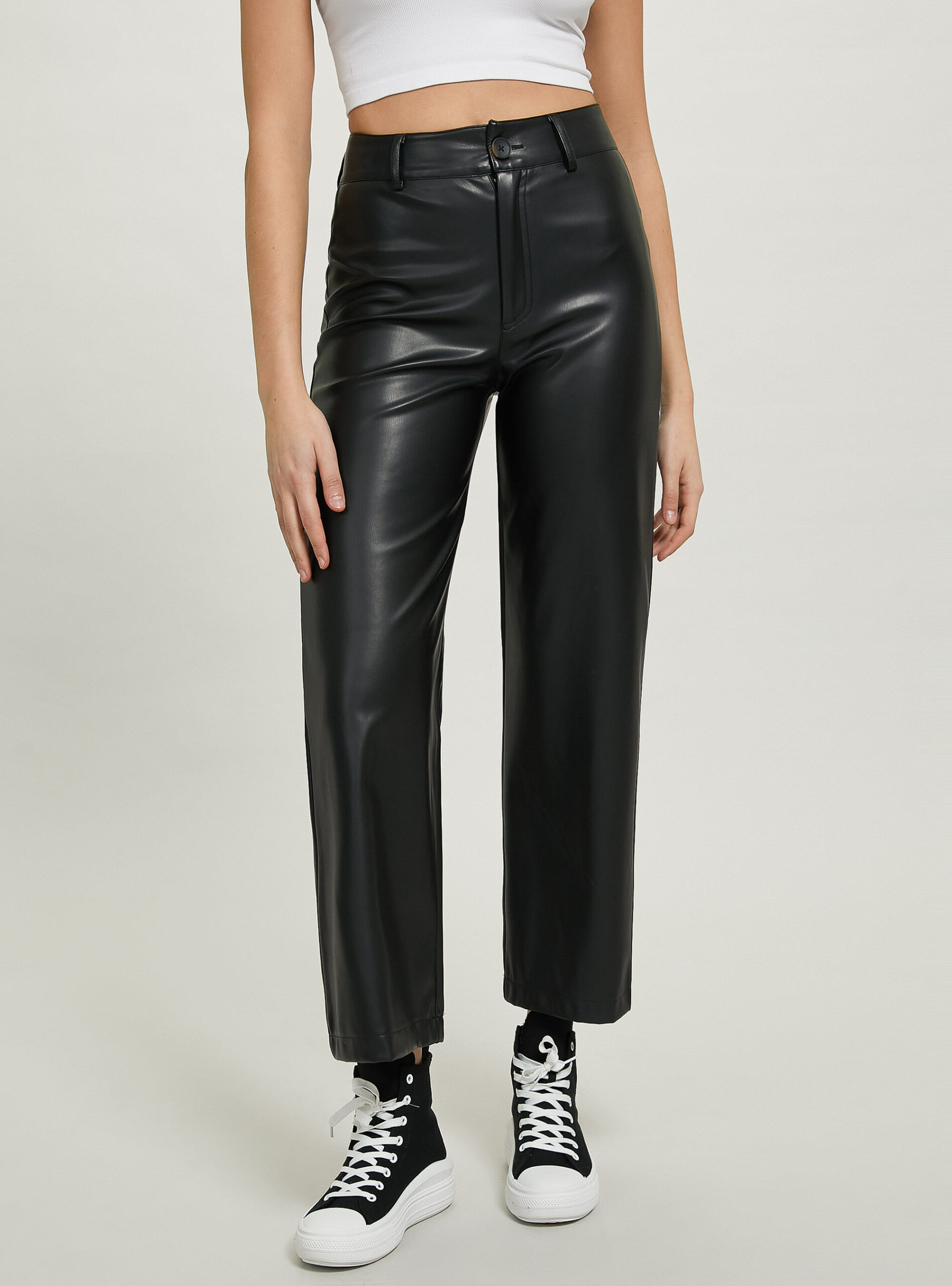 calzedonia-pantaloni-pelle-037tye-1.jpg