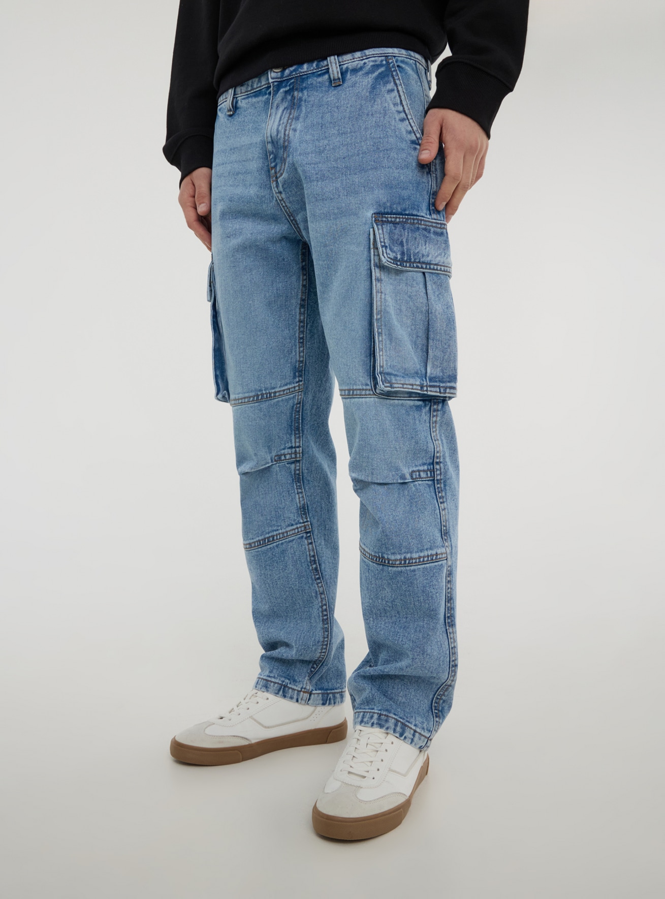 cargo-jeans-uomo-231ebg-1.jpg