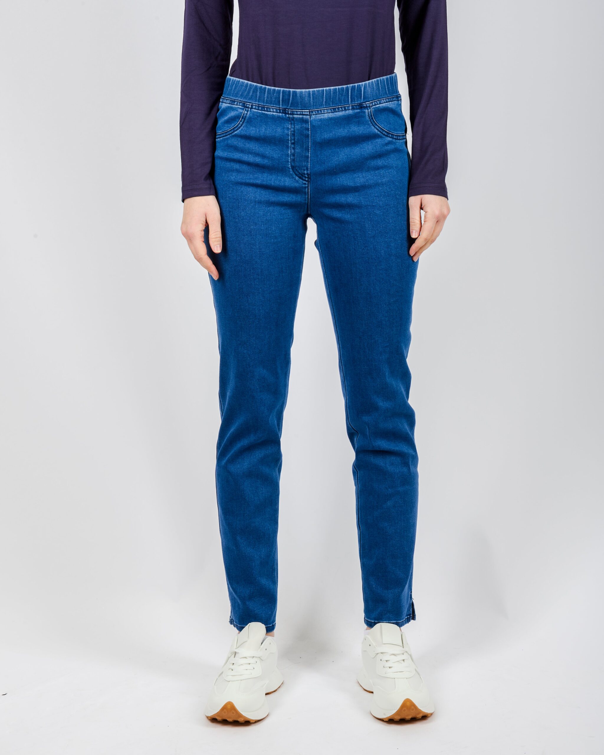 jeans-elastico-in-vita-005rxh-1.jpg
