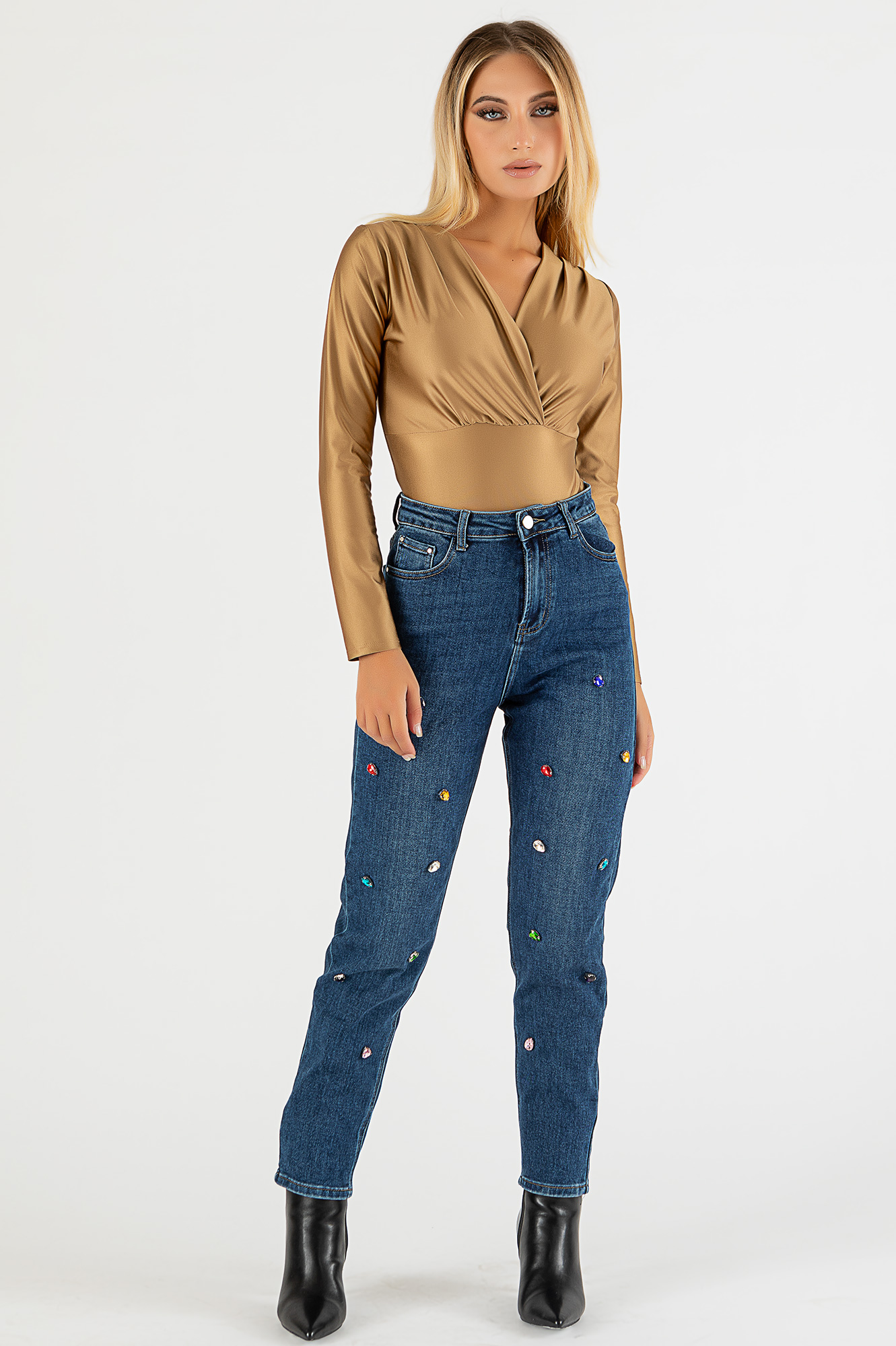 jeans-particolari-donna-668qrn-1.jpg