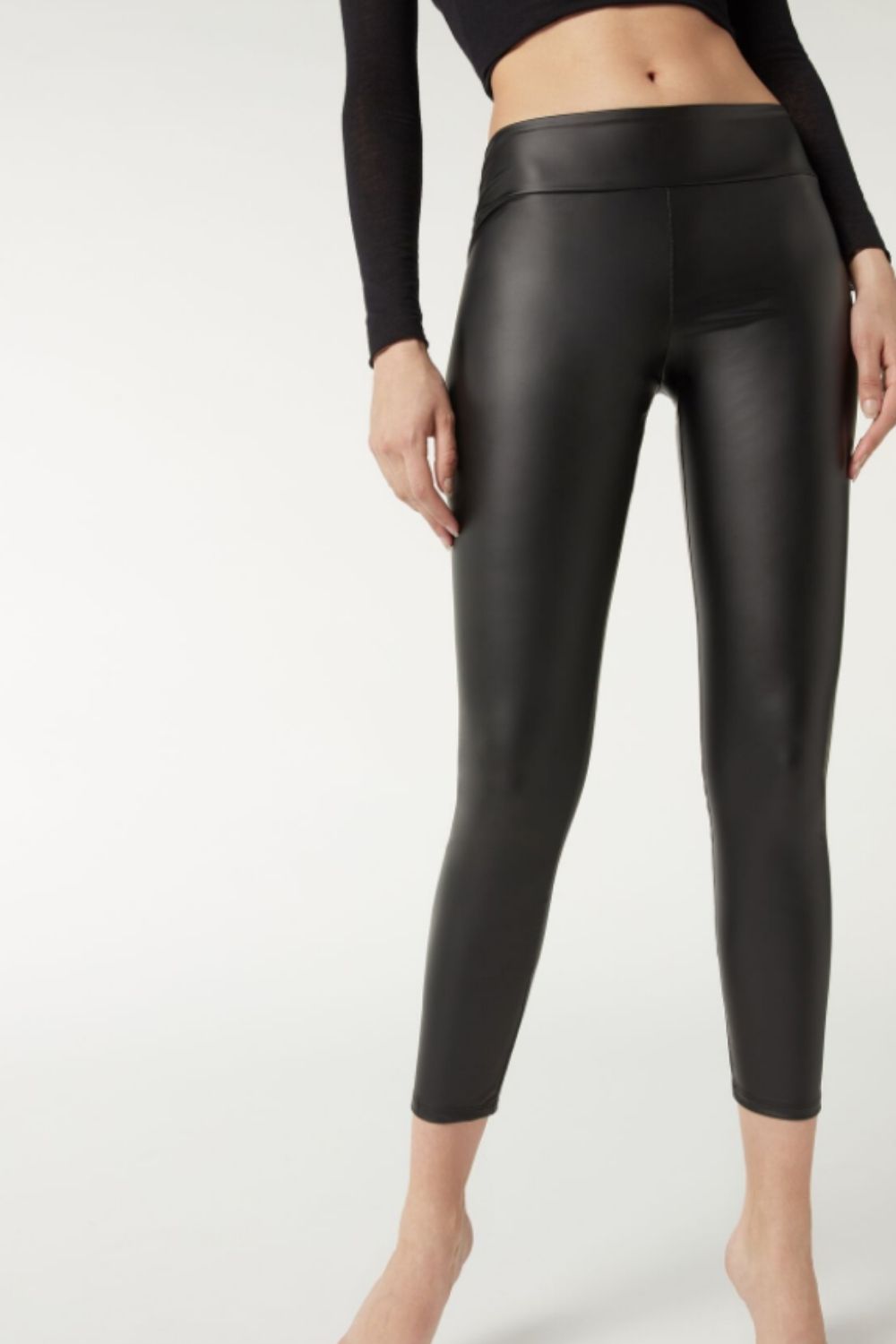 pantaloni-ecopelle-calzedonia-503qqi-1.jpg